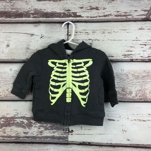 Crazy 8 green skulll Gray hoodie baby boy